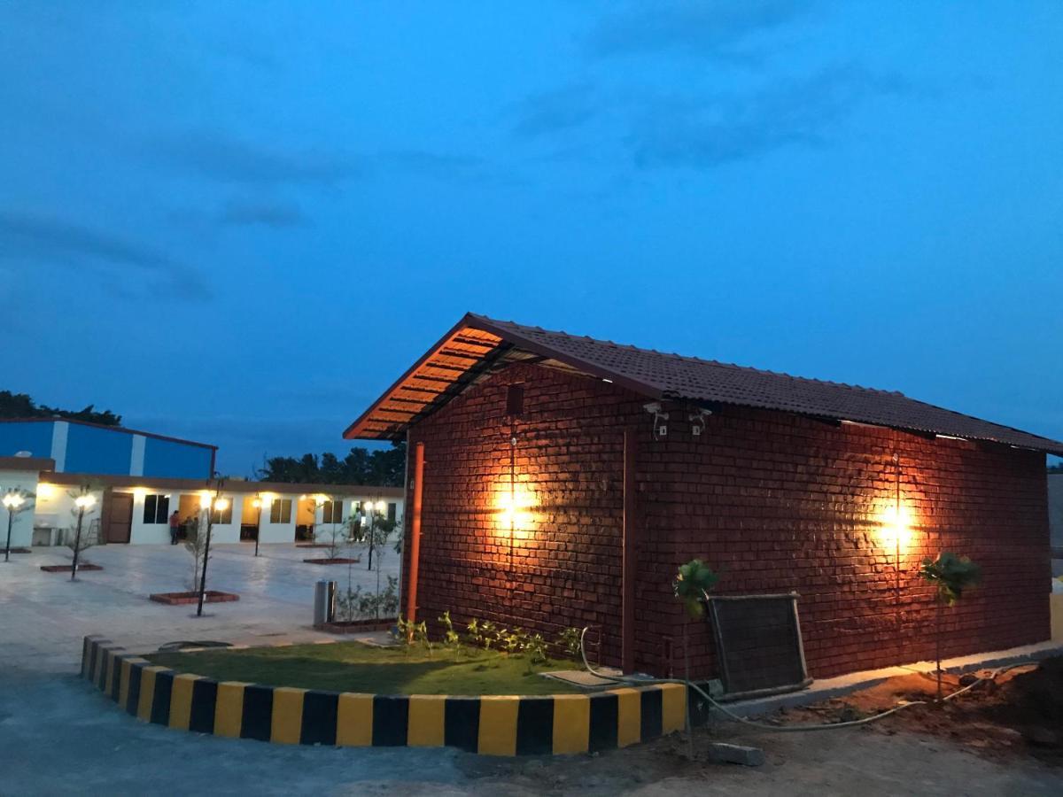 Rashi Comforts By Coastal Dine Hotel Dobbaspet Exterior photo
